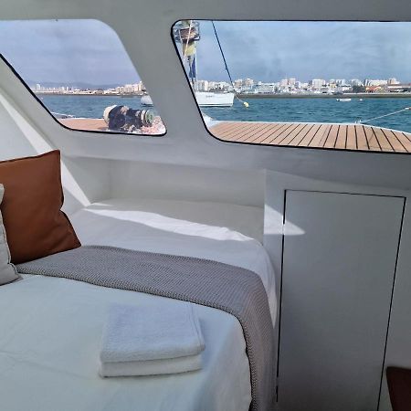 Barco Casa Catamarã SleepandBoat FAO Exterior foto