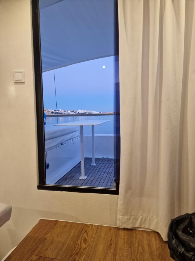 Barco Casa Catamarã SleepandBoat FAO Exterior foto